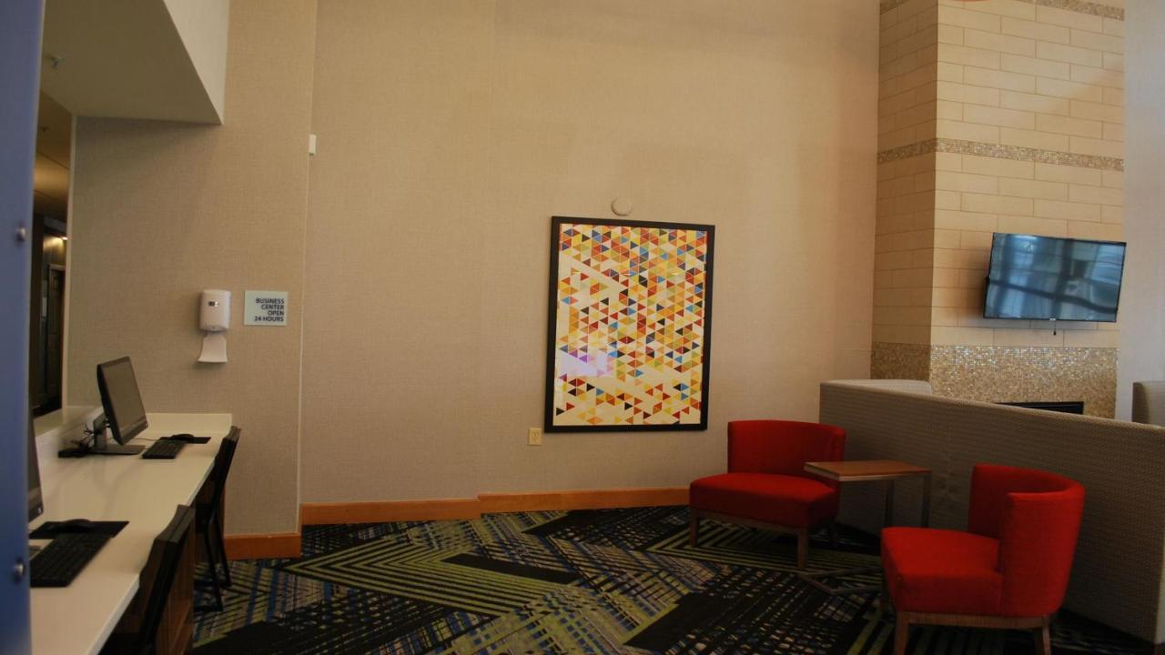 Holiday Inn Express & Suites Indianapolis North - Carmel By Ihg Exteriér fotografie